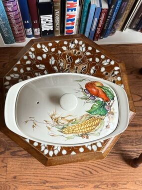 Vintage Mid-Century Villeroy Bosch Luxembourg Vegetable Pattern Casserole Dish